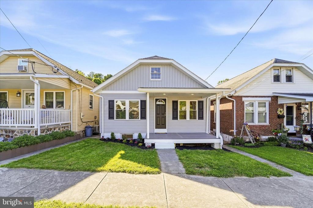 119 SCHAEFFER ST, Boyertown, PA 19512