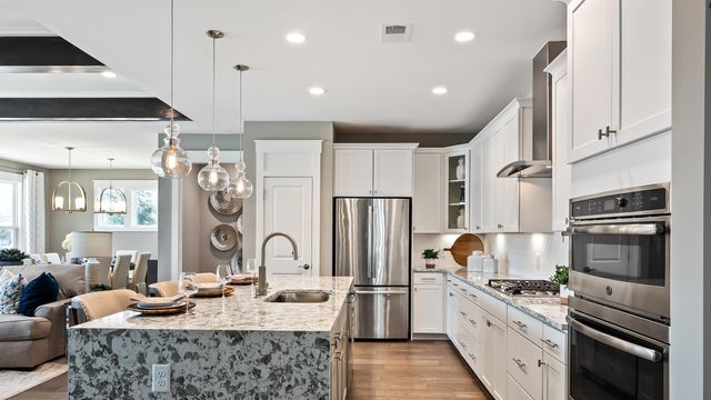 489 Hundred Oaks Parkway, Summerville, SC 29483