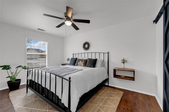 5898 RIVER OAKS DR, Kingsland, TX 78639