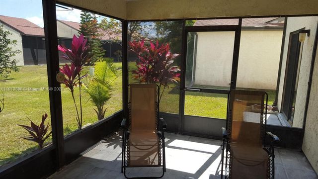 1301 SE Carrington Ct, Port St. Lucie, FL 34952