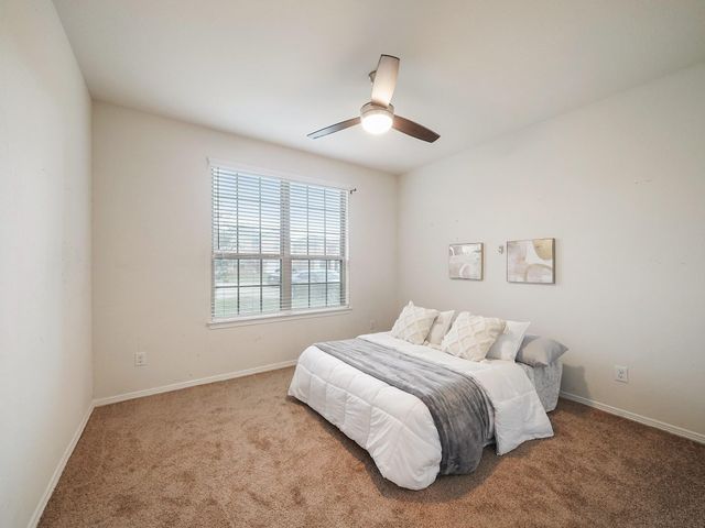 13206 Barrington Oaks Circle, Houston, TX 77044