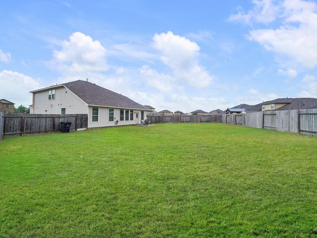 13206 Barrington Oaks Circle, Houston, TX 77044