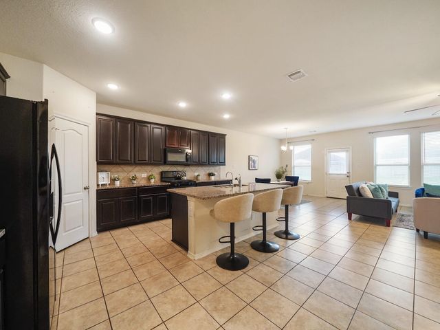 13206 Barrington Oaks Circle, Houston, TX 77044