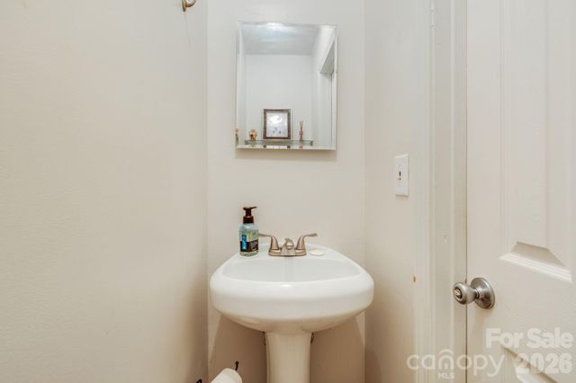 458 Beach Drive, Hendersonville, NC 28792