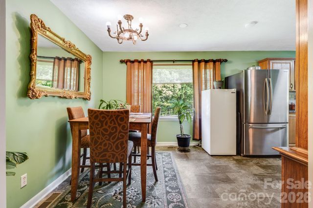 458 Beach Drive, Hendersonville, NC 28792