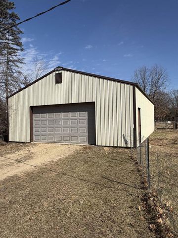 N10480 Queens Way, Necedah, WI 54646