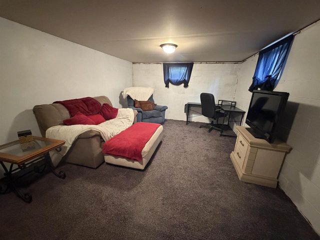 N10480 Queens Way, Necedah, WI 54646