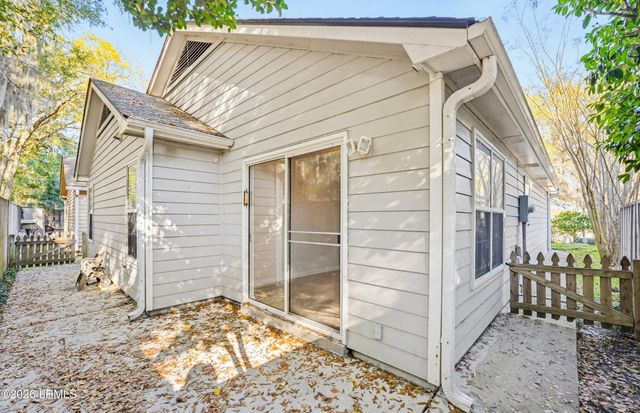 933 Oyster Cove Road, Beaufort, SC 29902