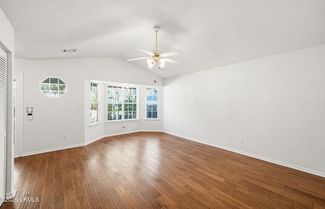 933 Oyster Cove Road, Beaufort, SC 29902