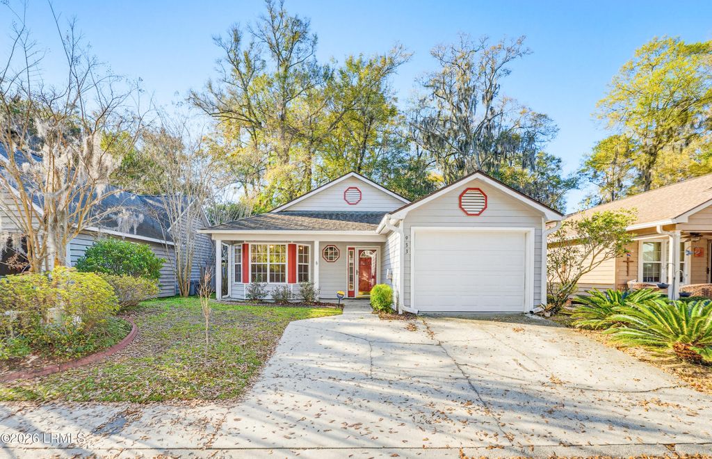 933 Oyster Cove Road, Beaufort, SC 29902
