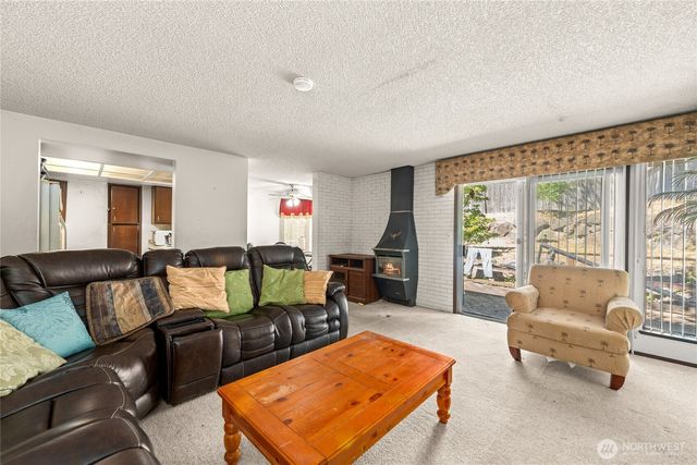 32416 29th Avenue SW, Federal Way, WA 98023