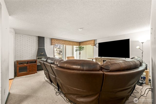32416 29th Avenue SW, Federal Way, WA 98023
