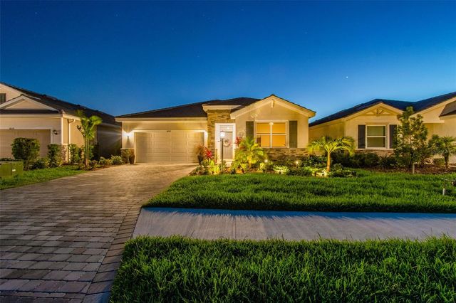 18122 BEACH RANCH TERRACE, Lakewood Ranch, FL 34211