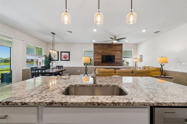 18122 BEACH RANCH TERRACE, Lakewood Ranch, FL 34211