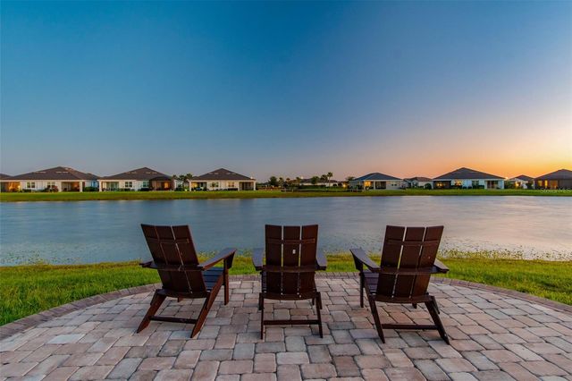 18122 BEACH RANCH TERRACE, Lakewood Ranch, FL 34211