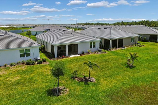 18122 BEACH RANCH TERRACE, Lakewood Ranch, FL 34211