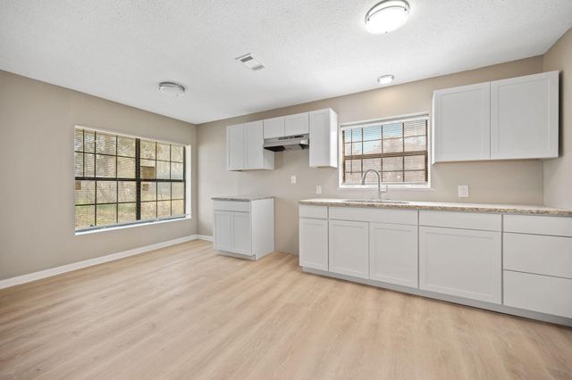 61 Beeson Avenue, Shepherd, TX 77371