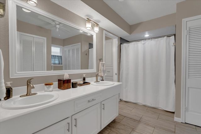 732 N Mckown Avenue, Sherman, TX 75092