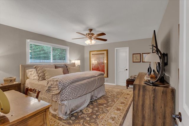 732 N Mckown Avenue, Sherman, TX 75092