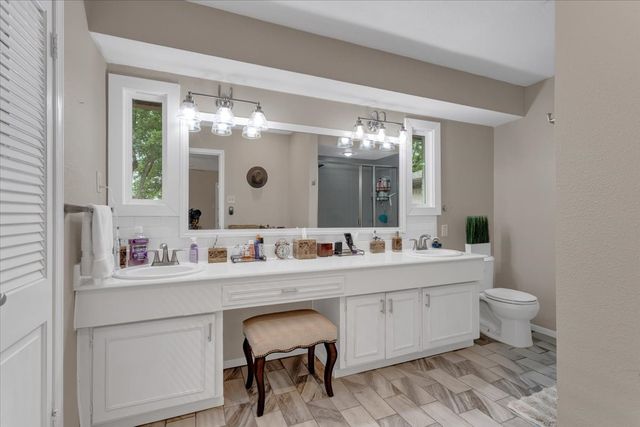 732 N Mckown Avenue, Sherman, TX 75092