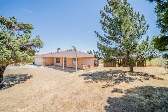 8417 Ailanthus, Phelan, CA 92371