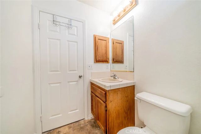 8417 Ailanthus, Phelan, CA 92371