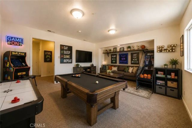 8417 Ailanthus, Phelan, CA 92371