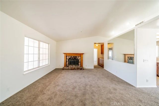 8417 Ailanthus, Phelan, CA 92371
