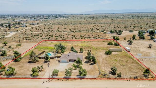 8417 Ailanthus, Phelan, CA 92371