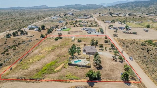 8417 Ailanthus, Phelan, CA 92371