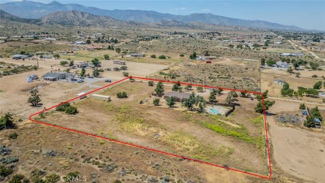 8417 Ailanthus, Phelan, CA 92371