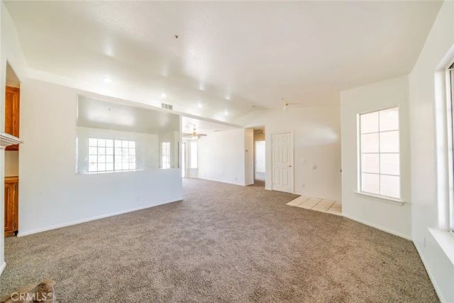 8417 Ailanthus, Phelan, CA 92371