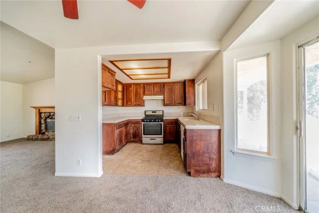 8417 Ailanthus, Phelan, CA 92371