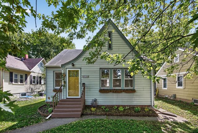 858 21st Avenue SE, Minneapolis, MN 55414