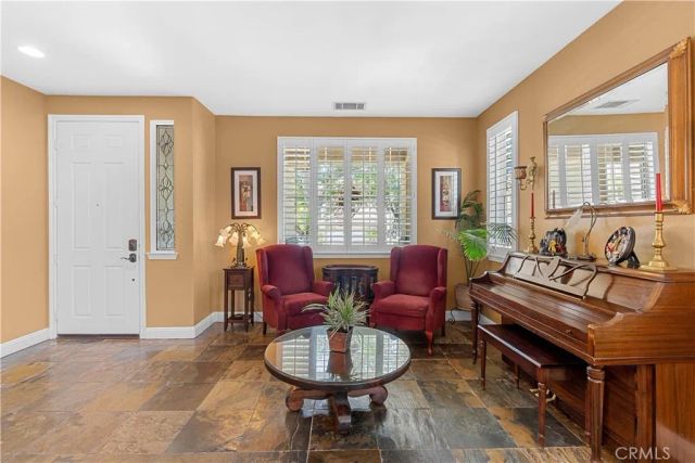 21124 Cross Creek Drive, Saugus, CA 91350