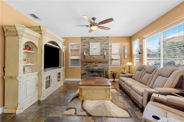 21124 Cross Creek Drive, Saugus, CA 91350