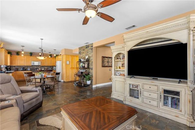 21124 Cross Creek Drive, Saugus, CA 91350