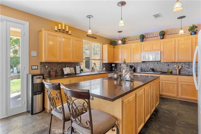 21124 Cross Creek Drive, Saugus, CA 91350
