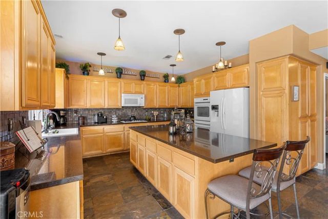 21124 Cross Creek Drive, Saugus, CA 91350