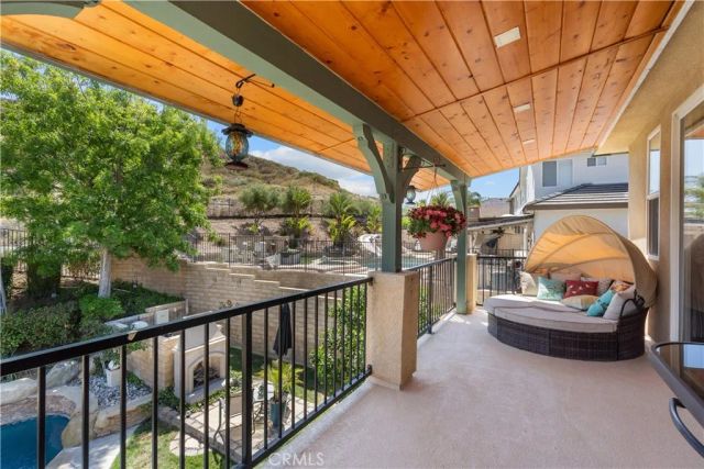 21124 Cross Creek Drive, Saugus, CA 91350