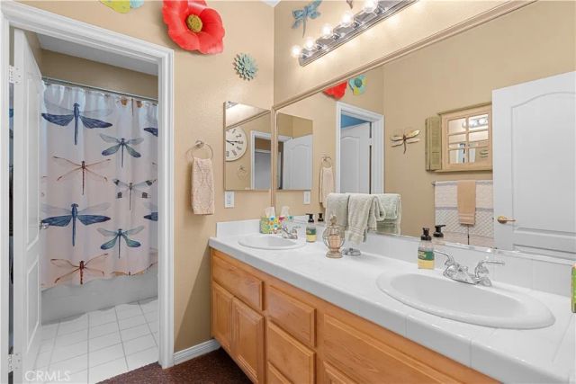 21124 Cross Creek Drive, Saugus, CA 91350