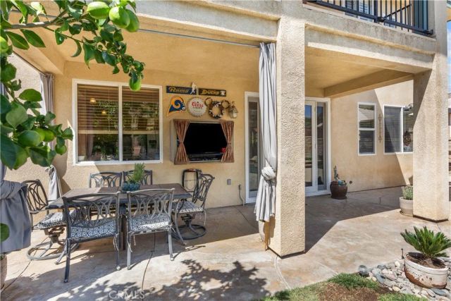 21124 Cross Creek Drive, Saugus, CA 91350