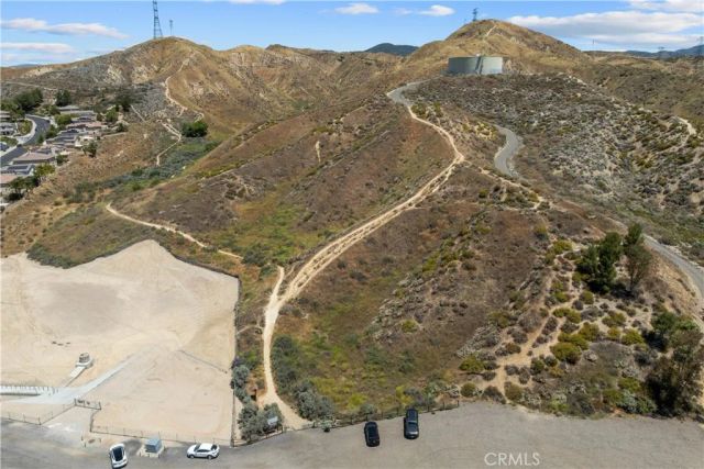 21124 Cross Creek Drive, Saugus, CA 91350