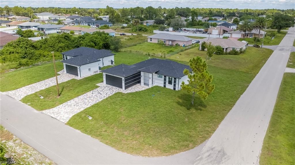 2700 11Th St SW, LEHIGH ACRES, FL 33976 — photo 2