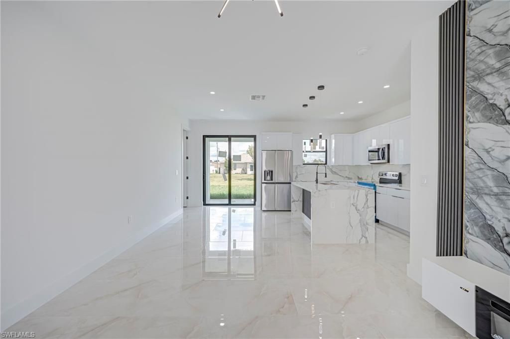 2700 11Th St SW, LEHIGH ACRES, FL 33976 — photo 3