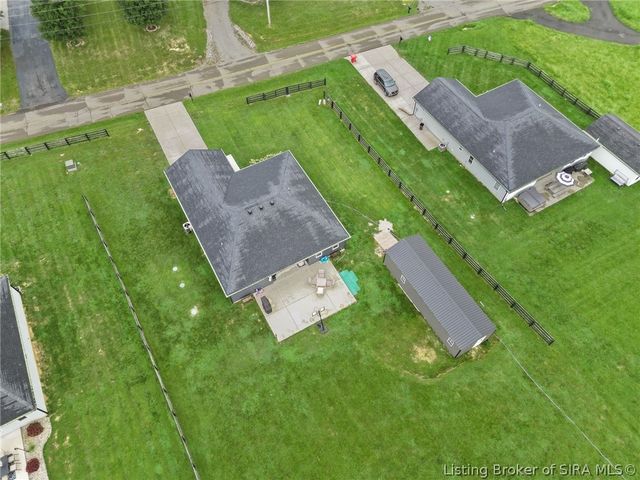 8217 Salem Church Road, Charlestown, IN 47111