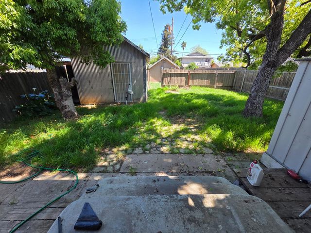 133 5th St, Galt, CA 95632