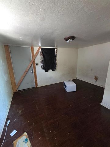 133 5th St, Galt, CA 95632