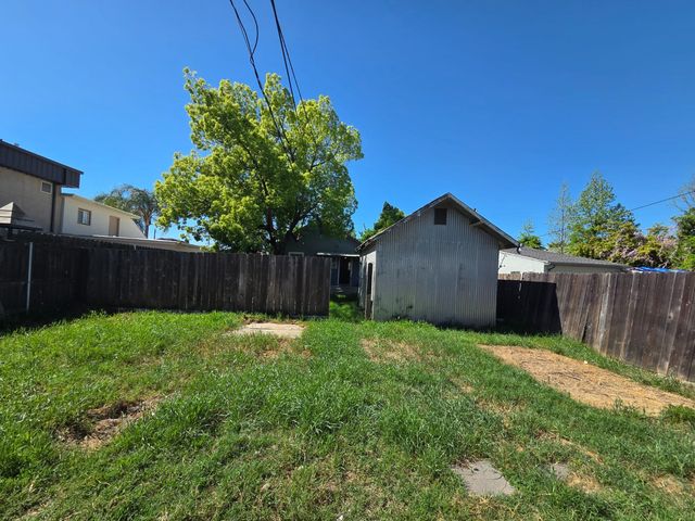 133 5th St, Galt, CA 95632