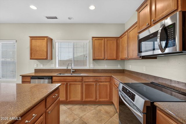 871 E KAPASI Lane, San Tan Valley, AZ 85140